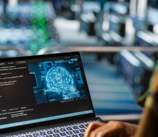 Experian identifica cinco ventajas que la inteligencia artificial ofrece hoy a las pymes