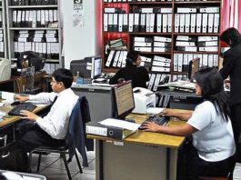 MEF: trabajadores CAS podrían no recibir CTS y gratificación