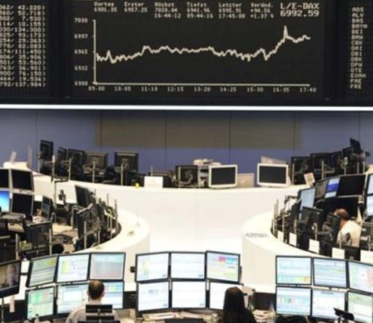 Mercados globales enfrentan mayor volatilidad por inflación y tensiones geopolíticas