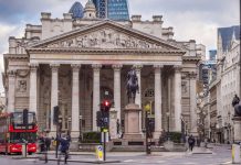 Bolsa de Londres prepara mercado que operará casi 24 horas