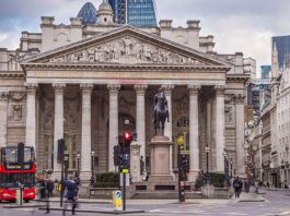 Bolsa de Londres prepara mercado que operará casi 24 horas