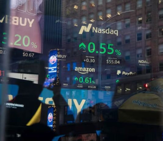 S&P 500 y Nasdaq avanzan con fuerza mientras aumenta la rotación global de capitales