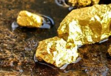 Oro recupera US$4.400 ante la debilidad del dólar