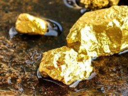 Oro recupera US$4.400 ante la debilidad del dólar