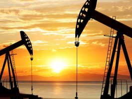 Petróleo corrige tras aliviarse la tensión en Oriente Medio