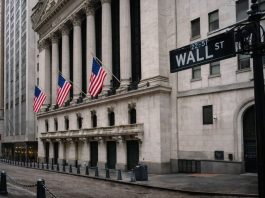 Alivio inflacionario lleva a Wall Street a nuevos máximos