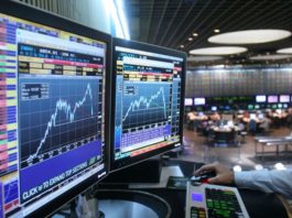 Los mercados inician agosto con tasas altas y volatilidad geopolítica