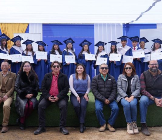 54 jóvenes Espinarenses se titulan como técnicos en centro de formación financiado por Antapaccay