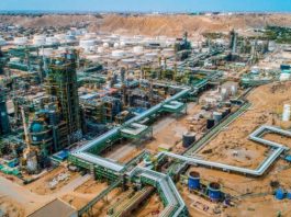 Petroperú paraliza Talara por falta de liquidez para comprar crudo