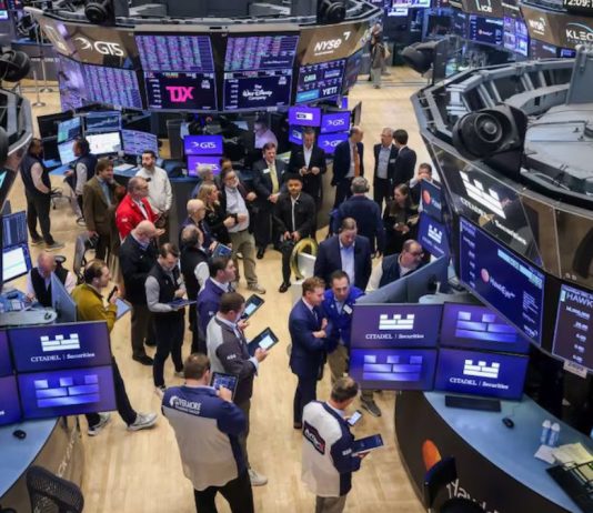 Tensión en Oriente Medio golpea a las bolsas y dispara el petróleo
