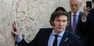 Riesgo país de Argentina rebota y aumenta la cautela sobre Milei