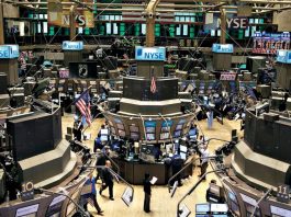 Mercados globales caen ante tensión comercial y presión sobre tecnológicas