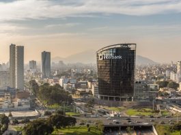 Interbank firma acuerdo con Anthropic para fortalecer el uso de inteligencia artificial en el banco