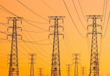 Chile: Ministra Rincón y líderes del sector energético urgen modernizar la red para evitar cuellos de botella