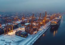 Puerto de Jeddah alcanza récord histórico de carga en julio