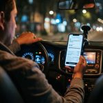 Uber y R2 consolidan una alianza para acelerar el financiamiento digital de la economía independiente en Perú