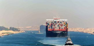 MSC retoma parcialmente los tránsitos por el Canal de Suez