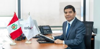 Saúl Barrera Ayala asume la presidencia del Consejo Directivo del CEPLAN