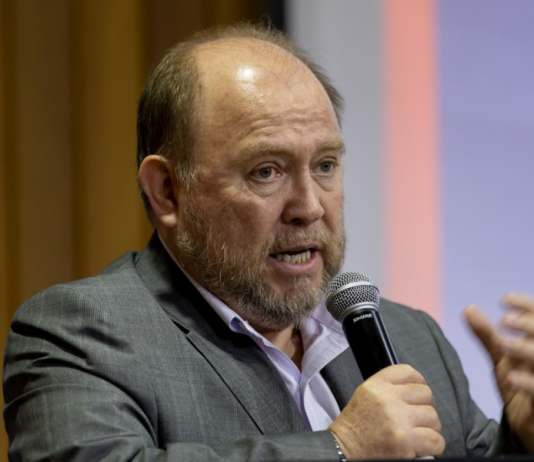 Sociedad Geológica: Perú tiene un déficit de 210 mil barriles de petróleo diarios