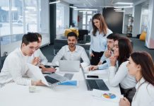 3 de cada 4 profesionales en Perú sienten que sus beneficios no responden totalmente a sus necesidades