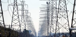 Estados Unidos invertirá USD 1.900 millones para ampliar su red eléctrica ante el auge de la IA Red eléctrica de Estados Unidos y líneas de transmisión