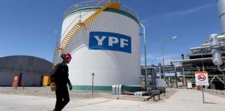 YPF avanza con compradores para su megaproyecto Argentina LNG