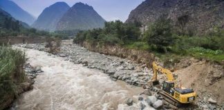 Áncash ejecuta obras preventivas para reducir riesgo de huaicos e inundaciones