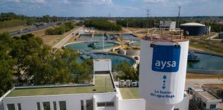 AySA: dos consorcios compiten por el 90% de la empresa en Argentina