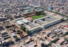 Gobierno adjudica proyecto para reconstruir 13 colegios en Lima y beneficiar a más de 29 mil estudiantes