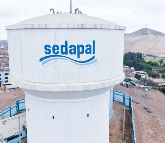 Gobierno designa a Carlos Lezameta y Gisela Murrugarra como nuevos miembros del Directorio de Sedapal