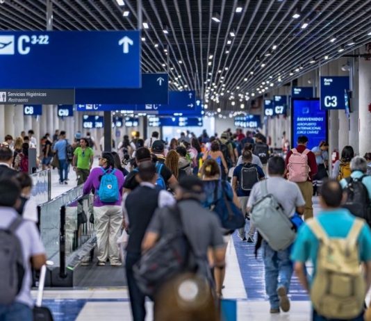 Jorge Chávez: conexiones internacionales caen 21,41% en junio