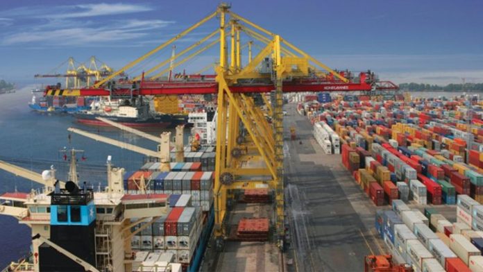 WEB - MEDIOS (18) Rusia ampliará la capacidad de sus puertos marítimos para 2030.