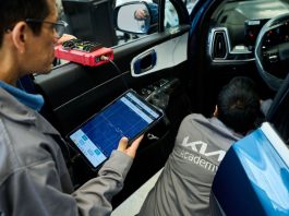 Kia continúa elevando el nivel de su posventa con la certificación de técnicos Level 3 Master