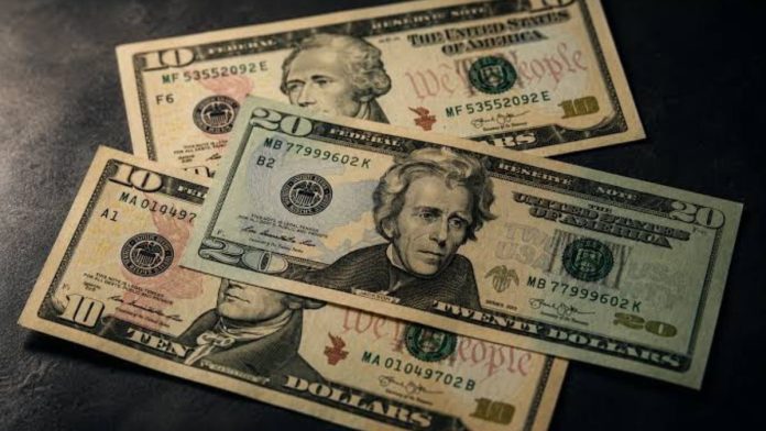 WEB - MEDIOS (25) Dólar