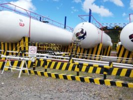 Sector GLP plantea rutas alternas y más almacenamiento ante riesgo de desabastecimiento por lluvias GLP en Perú, transporte y almacenamiento para prevenir interrupciones del suministro.