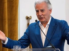 Álvaro Vargas Llosa plantea ampliar la cooperación entre Perú y EE. UU. contra el crimen organizado Cooperación entre Perú y Estados Unidos, según el embajador Álvaro Vargas Llosa.