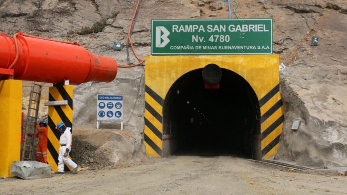 WEB - MEDIOS (27) Producción de oro en la operación minera San Gabriel de Buenaventura