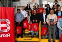BASA abre las puertas de su planta a estudiantes para acercarlos a la industria y los procesos de fabricación