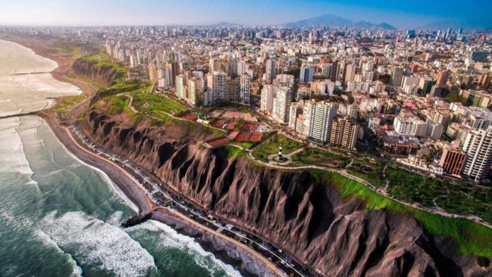 WEB - MEDIOS (46) Economía peruana y proyección de crecimiento del Banco Mundial